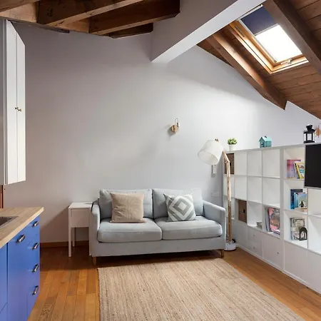 Hostmate - Milano - Farini - Isola-2